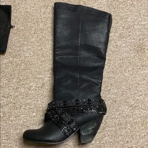 Black boots